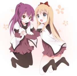 894x885