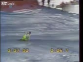736