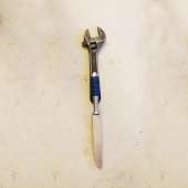 5709