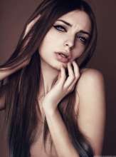 519x700