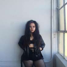 611x611