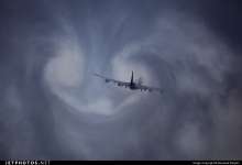 1024x702
