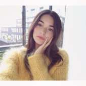 736x736