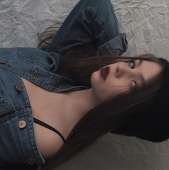 631x633