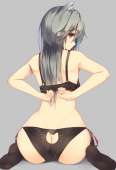 743x1080