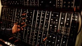 853x480