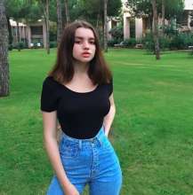 588x596