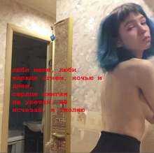 657x656