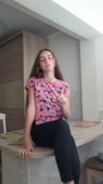 576x1024