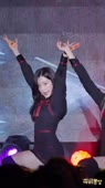 608x1080