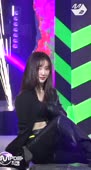 558x1040