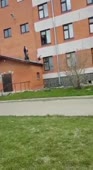 352x640