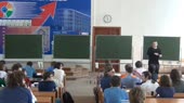 853x480