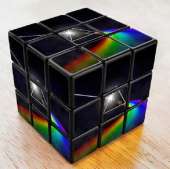 600x597