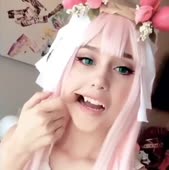 718x720