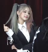 924x982
