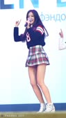 608x1080