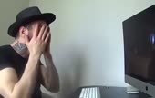562x360