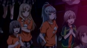 704x396