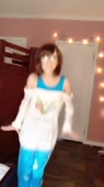506x900