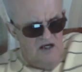 398x352