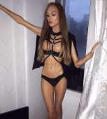 867x960