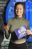 572x864
