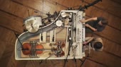 853x480