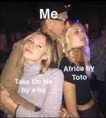 700x773