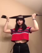 858x1080