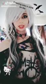 704x1280