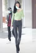 584x854