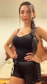 608x1078