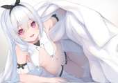 811x574