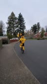608x1080