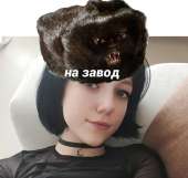 736x701