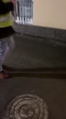 608x1080
