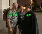 900x744