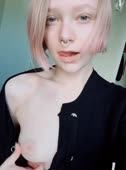 634x854