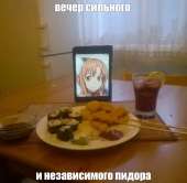 807x789
