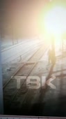 352x624