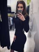 556x741