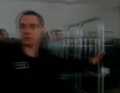 616x480