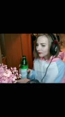 608x1080