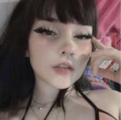 736x734