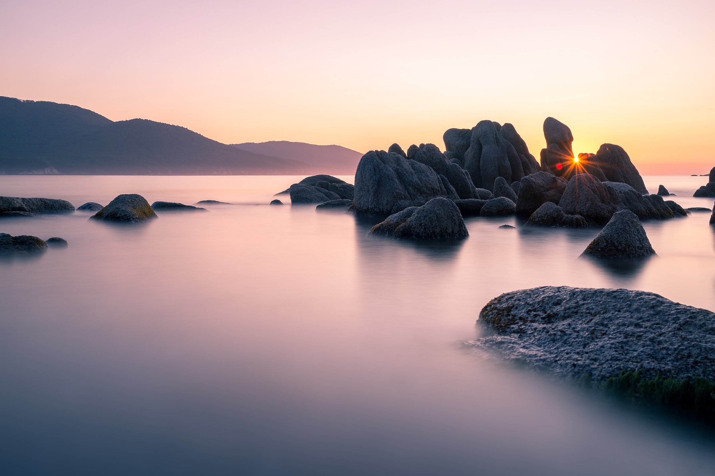 2500x1667