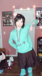 608x1080