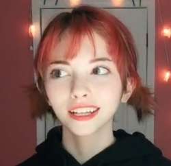 319x310