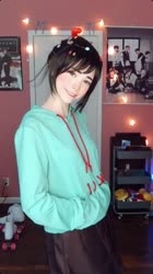 608x1080