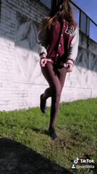 576x1024